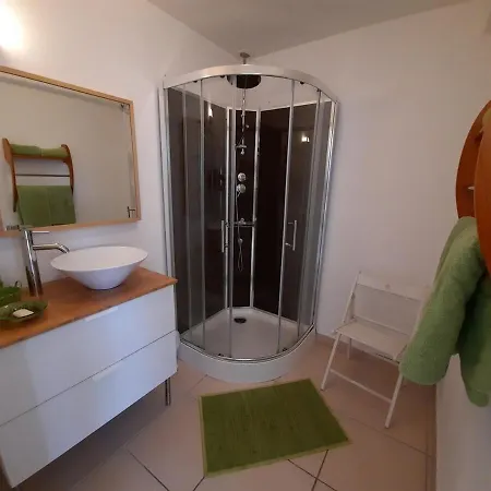 Charmante Petite Maison Bretonne T1bis Vue Et Nature * プルゴンヴラン